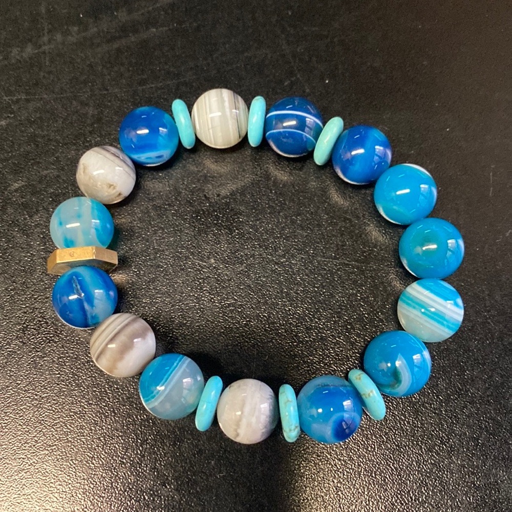 Banded Agate Bead Bracelet